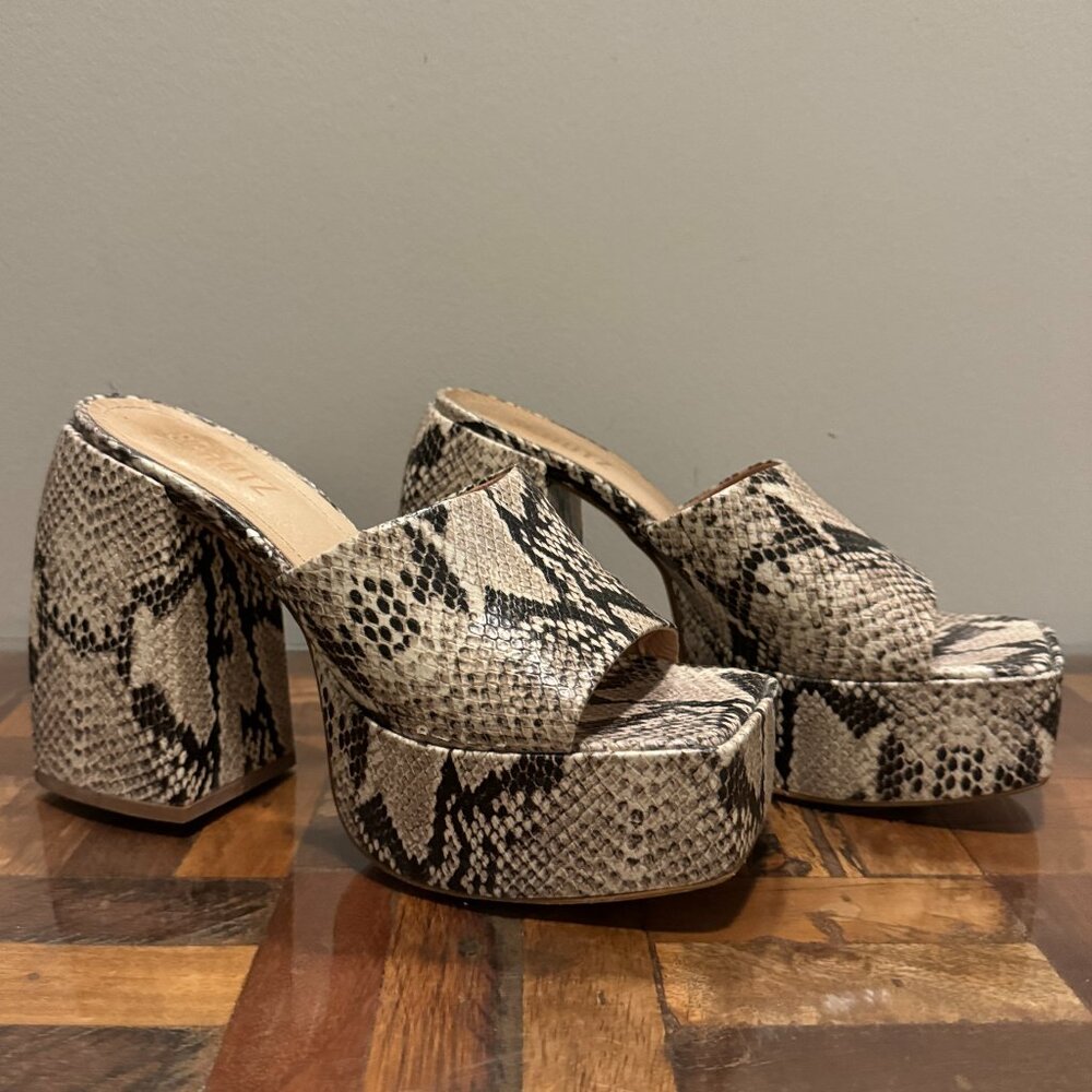 Schutz - Aretha Platform Snake Print Sandal - Size 7.5 - similar to SW and Chloe
